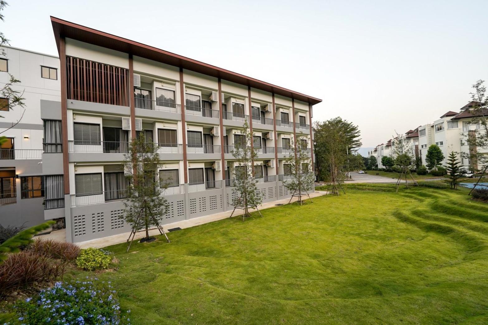 Royal Hills Golf Resort & Spa Nakhon Nayok Esterno foto
