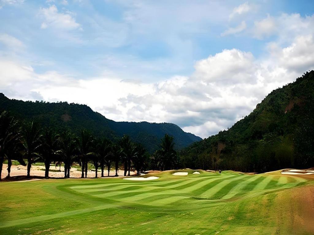 Royal Hills Golf Resort & Spa Nakhon Nayok Esterno foto